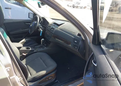 2007 BMW X3 3.0Si from USA, damaged, VIN WBXPC93417WJ00532